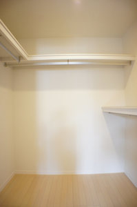 Ｒ－ｓｑｕａｒｅ 201号-5