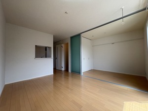 キャトル　ピエス 201号-2
