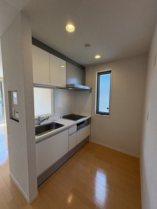 キャトル　ピエス 201号-3