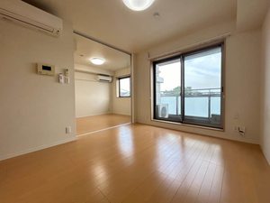 スリーエイトナイン 302号-2