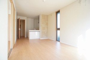 ラピスガーデン　Ａ棟 102号-2