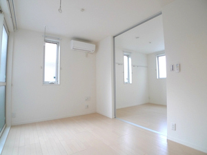 Ｊｅｕｎｅ　Ｆｏｒｅｔ 102号-4