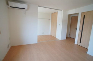 セント・ルラーシュ 102号-3