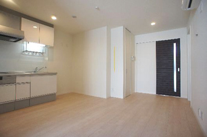 シャーメゾン志村坂上 103号-2