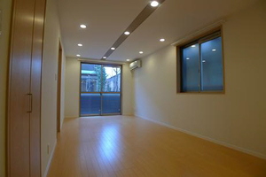 Comodo Patio B 101号-2