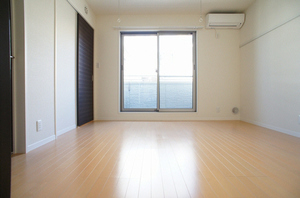 Ｓａｔｉｓ　Ｖｉｔａ 303号-2