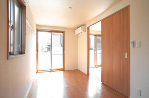 メゾン・ド・スワン 101号-5