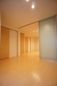 Court Bonheur 101号-5