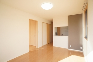 ラフィネ東高橋 102号-2