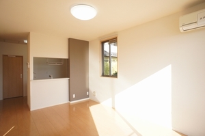 ラフィネ東高橋 102号-3