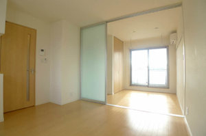 シャーメゾン東池袋 301号-4