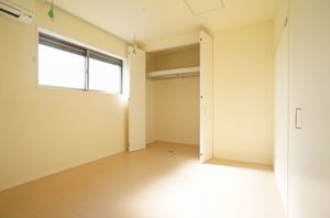 シャーメゾン　ソレイユ 302号-6