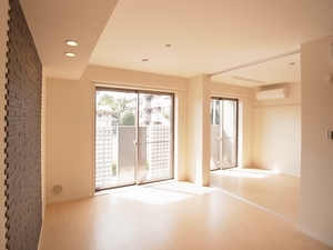 シャーメゾン武蔵境 103号-2