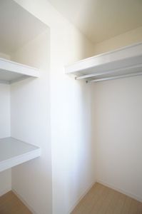 プレジール田町 101号-8