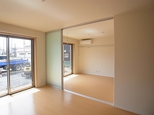 コンフォール 102号-4