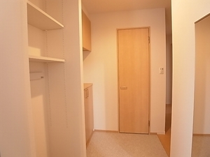 サンヒルズ竪台 301号-2