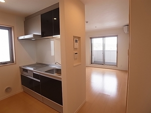 サンヒルズ竪台 301号-3