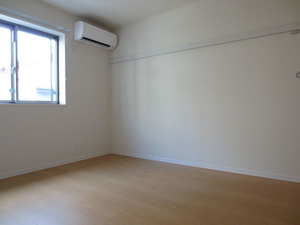 ロメリアズ 302号-4