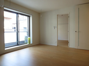 ロメリアズ 302号-9