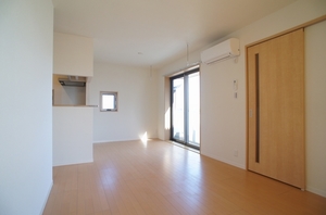 ハウス リヴィエール 302号-2