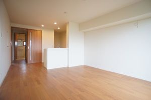 Grand Cercle 203号-3