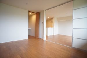 Grand Cercle 203号-4