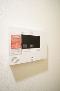 シャーメゾン　コルヌイエ 201号-4