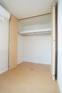 シャーメゾン　コルヌイエ 201号-8