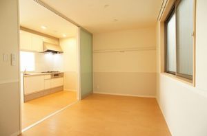 シャーメゾン　コルヌイエ 202号-8