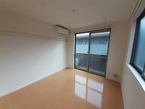 Ferio Akatsuka 201号-3