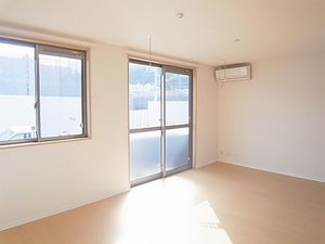 フローラ稲城Ａ 103号-2