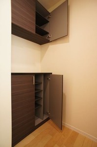 サンシャイン B棟 102号-11