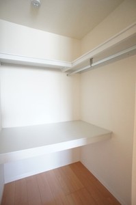 Ｍａｉｓｏｎ　Ｐａｒｋ　Ｌａｎｅ 205号-8