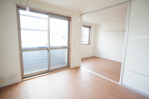 メゾンクレール 202号-2