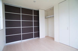 ヴォーヌング平町1 302号-6