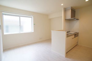 ラウム鷹番 202号-2