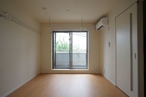 メゾン　モンドール 302号-3