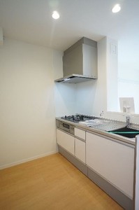 メゾン　モンドール 302号-4