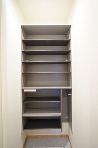 メゾン　モンドール 302号-10