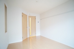 センゲングレイスコート 102号-3