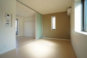 ＬＵＭＩＮＯＵＳ立石 302号-3