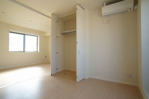 ＬＵＭＩＮＯＵＳ立石 302号-6