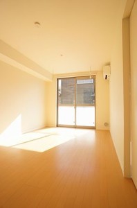 Ｓｐｒｉｎｇ　ｔｅｒｒａｃｅ　Ｋ 102号-9