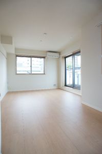 ラウレア東池袋 201号-2