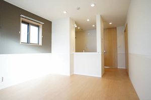 カーザ　コリーナ 203号-3