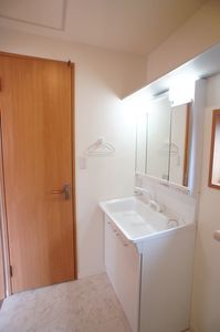 Ｓｕｎｎｙ　Ｃｏｕｒｔ　ＡＫＡＧＩ 201号-11