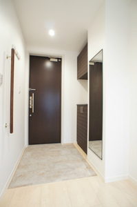 COLLES新宿 305号-8