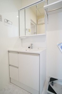 Ｌｅｓ　Ｓａｉｓｏｎｓ　Ｎｏｇａｔａ 205号-8