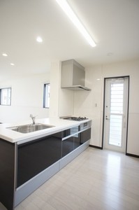 Ｍａｉｓｏｎ　ｄｅ　Ｌｕｎａ　Ａ 1号-4