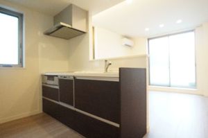 シャーメゾン左門町 301号-5